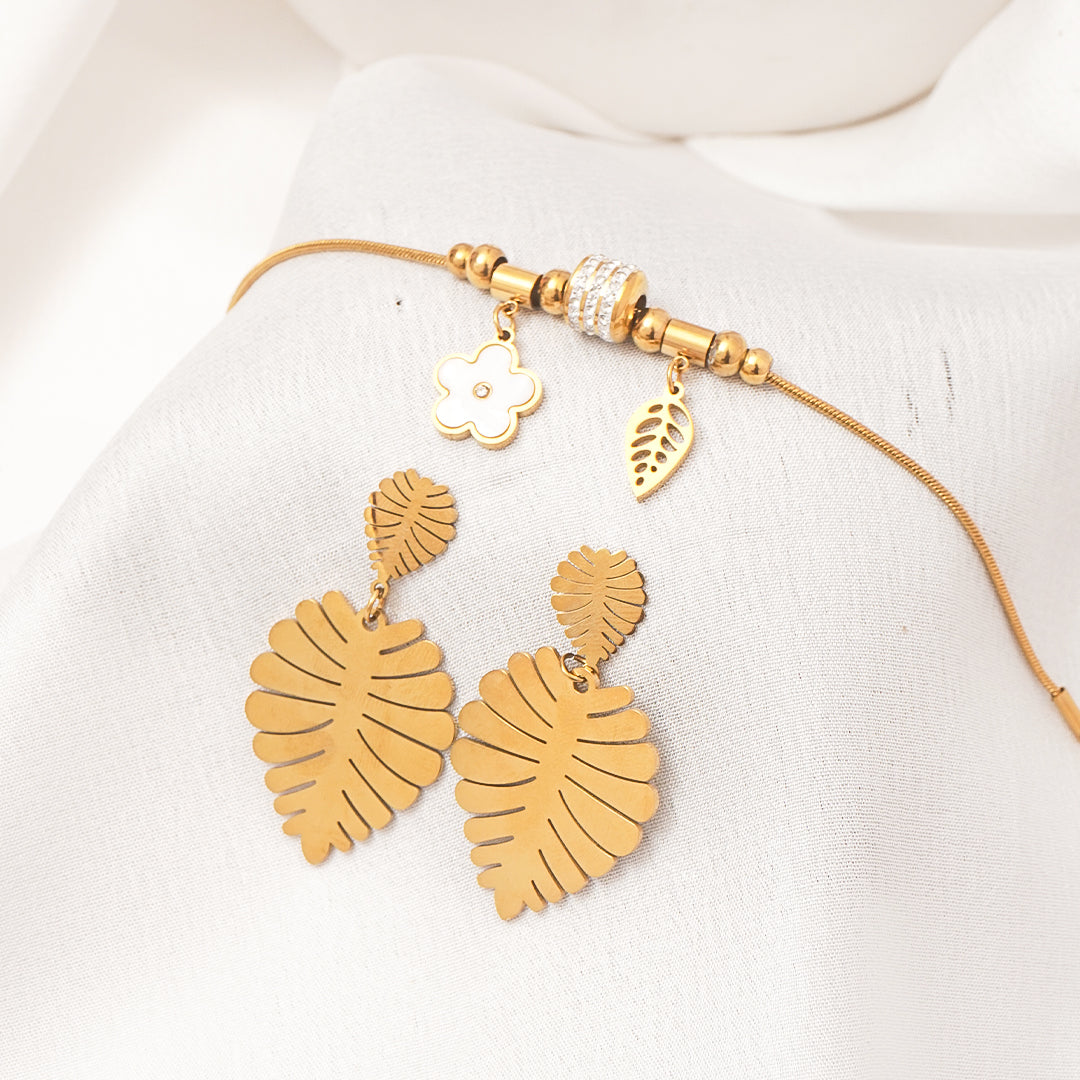 Tropical Luxe Leaves and Petal Gleam Cuff Set