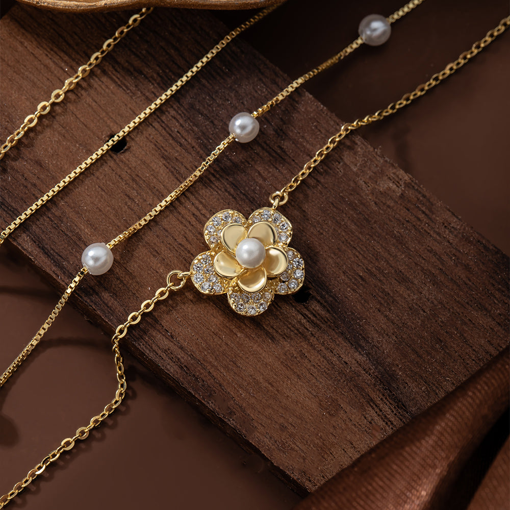 Garden of Pearl pendant