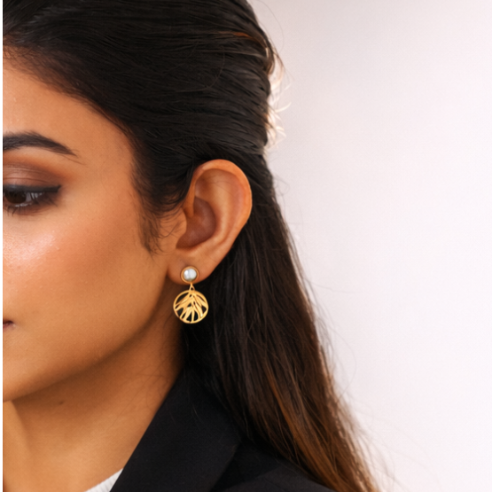 Golden Palm Drops and Classic Pearl Halo Pendant set